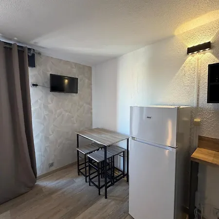 Pour 4 Personnes - Piscine- Ascenseur Apartamento *